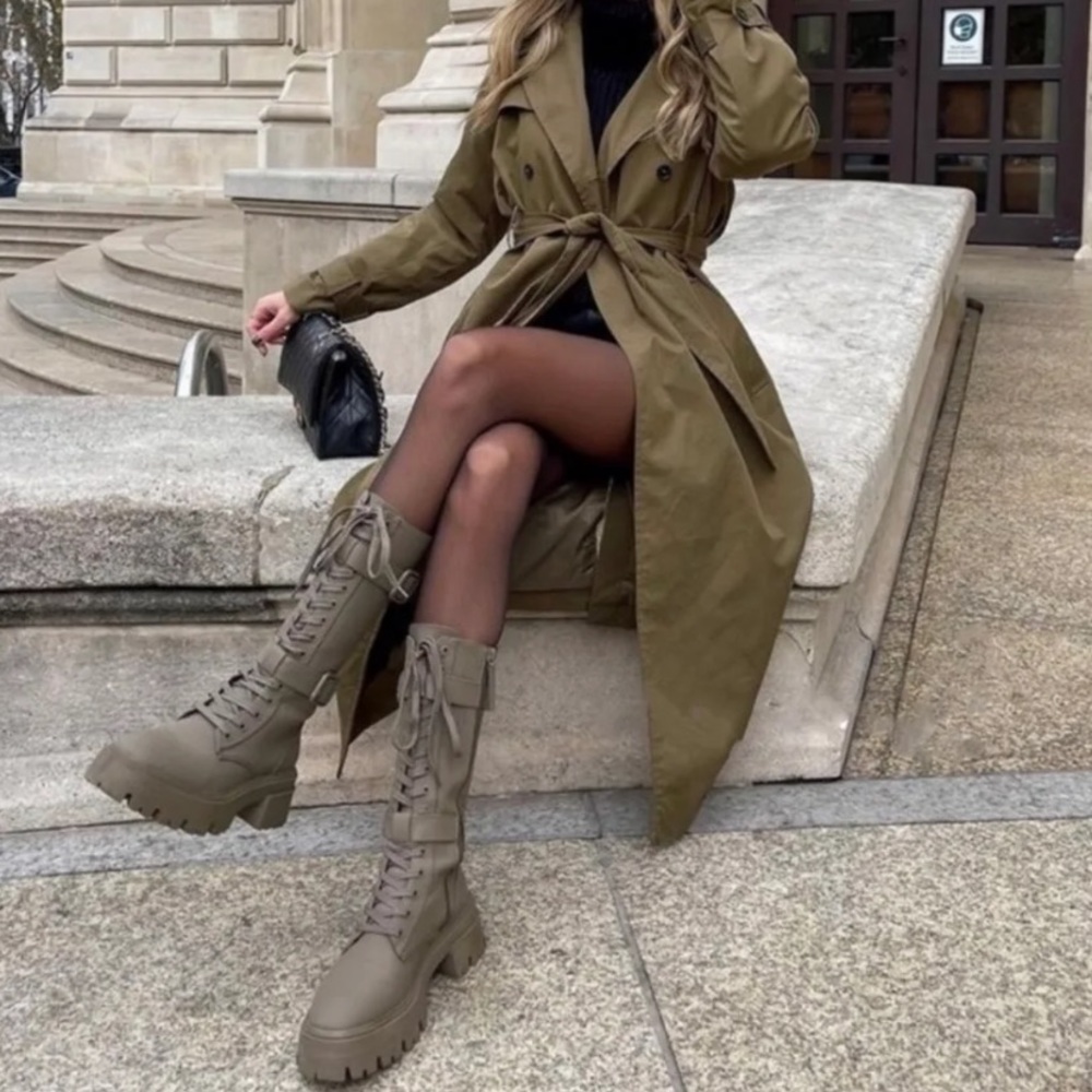 NWT ZARA Waxed finish laced boots